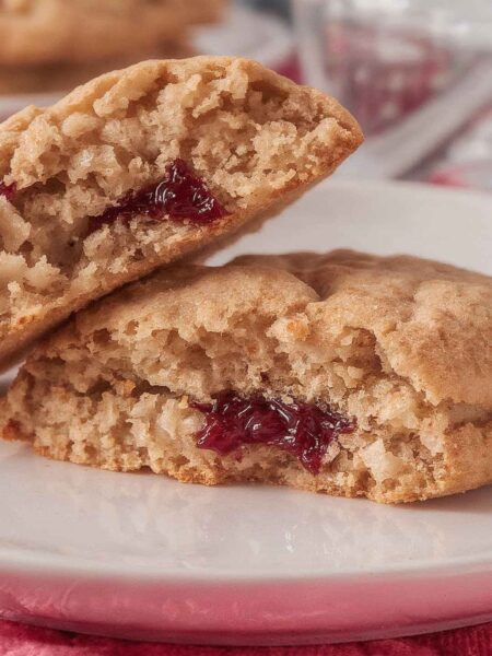 Filled Raisin Cookies