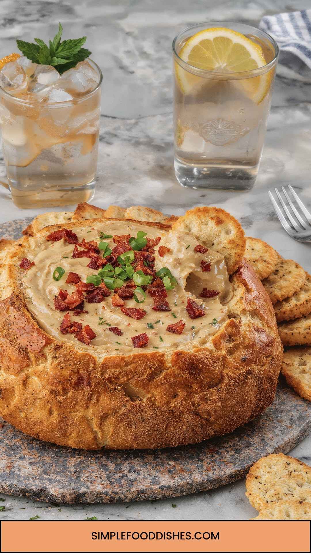 How to Make Warm Cheesy Bacon Dip How to Make Warm Cheesy Bacon Dip