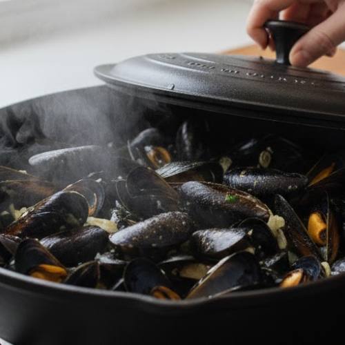 Step 5: Cook the Mussels Step 5: Cook the Mussels